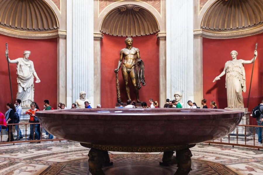 Colosseum, Vatican & Sistine Chapel Skip-the-Line tickets - The English walking tour: Navona, Pantheon, and Trevi in one flow