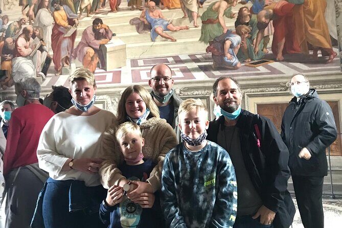 English Vatican Museums with Sistine Chapel Tour - Crowds And Papal Election Timing: What To Expect