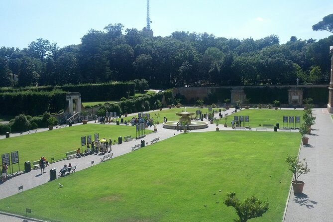 Exclusive Guided tour : Vatican Museum,Sistine Chapel & Basilica - St. Peter’s Basilica: Guided Access Then Your Own Pace