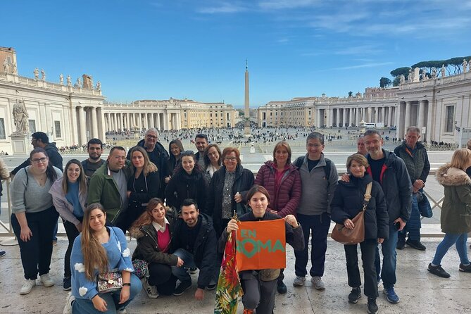 Guided tour of the Vatican Museums and Sistine Chapel in Spanish - Avoiding the worst lines: what tailless-style entry means in practice