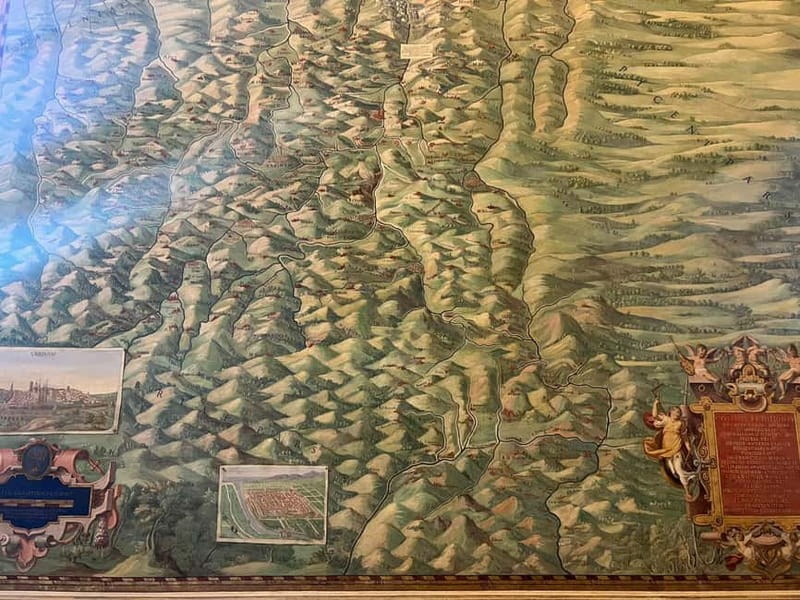 Guided Tour Vatican Museums & Sistine Chapel - Things to know before you go: dress, behavior, and who this suits