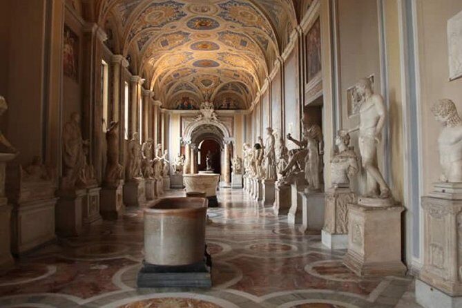Private Experience: Sistine Chapel , Vatican Museums & St.Peters Basilica - Meeting Point at Caffè Vaticano: The Smooth Start