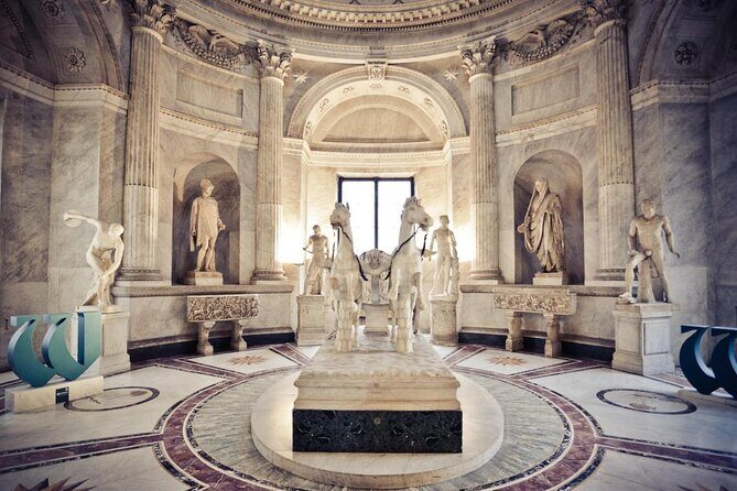 Private Guided Tour of Vatican Museums & Sistine Chapel - St. Peter’s Basilica at the end: architectural scale without extra security