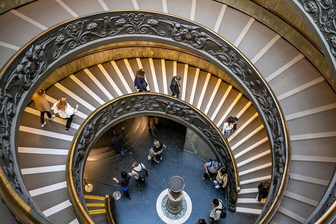Private Sistine Chapel & Vatican Highlights Tour with Fast Access - St. Peter’s Basilica and the Papal Crypt: Art, Power, and a Bit of Gravity