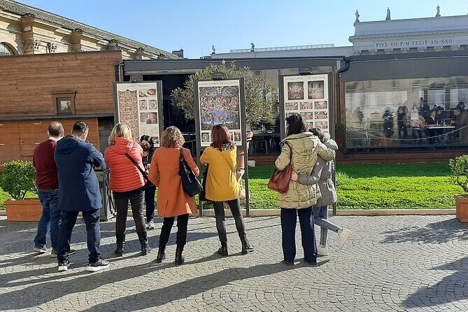 Private & Small Group Vatican Museum, Sistine Chapel& St. Peter’s - Where you meet and how the pacing works