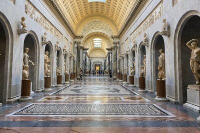 Private Vatican museums & Sistine Chapel with tour guide - Meeting Point to Vatican City in a 3-hour rhythm
