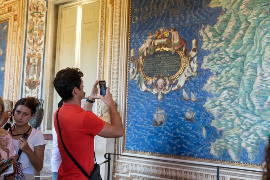 Rome: Breakfast & Tour of Vatican Museums & Sistine Chapel - What to Wear and Pack: Simple Rules That Save Stress