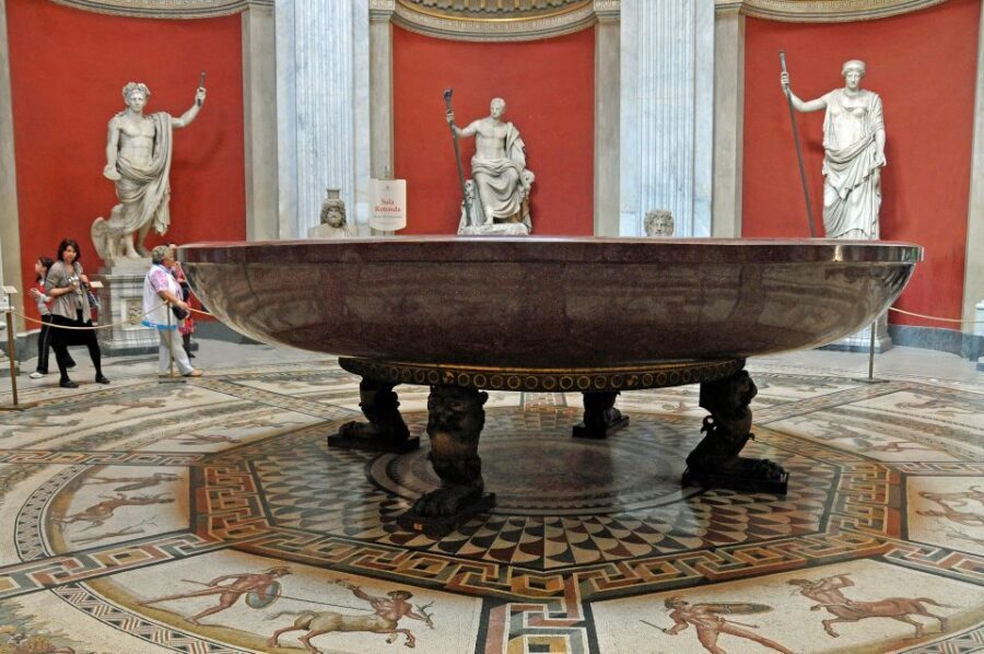 Rome: Early Morning Small-Group Vatican Tour with Pickup - St. Peter’s Square and St. Peter’s Basilica: Guided Ends, Then You Go On