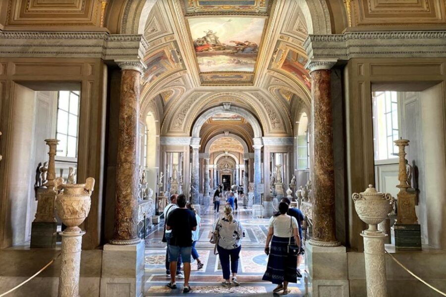Rome: Express Early Morning Sistine Chapel Small Group Tour - Vatican Museums first: making the building work for you