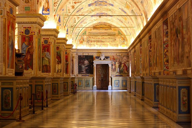 Rome Papal Audience & Vatican Museum, Sistine Chapel Group Tour - Getting into St. Peter’s Basilica: prayer time, but watch calendar limits