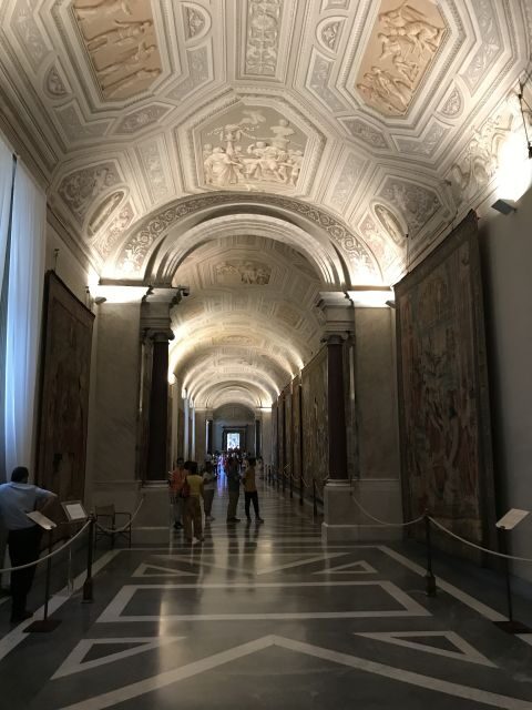 Rome: Sistine Chapel Early Morning Access - Who should book this early Sistine Chapel access tour