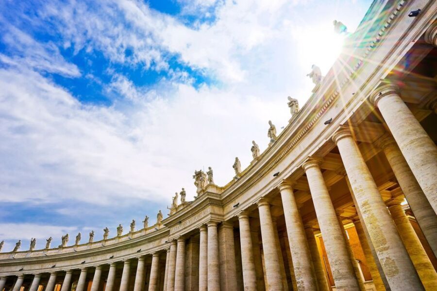 Rome: Sistine Chapel, Vatican & St. Peters Private Tour - Private guide impact: real pacing, real crowd control