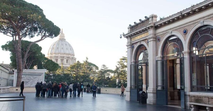 Rome: Skip the line Vatican Museums & Sistine Chapel Tour - Key things I’d watch for on this tour