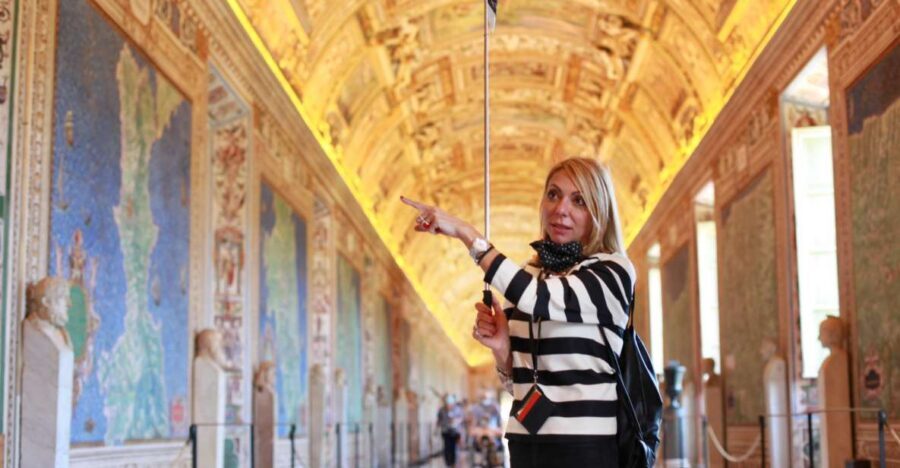 Rome: Vatican Museum and Sistine Chapel Group Tour in German - Meeting at Caffe Vaticano: how to start smoothly