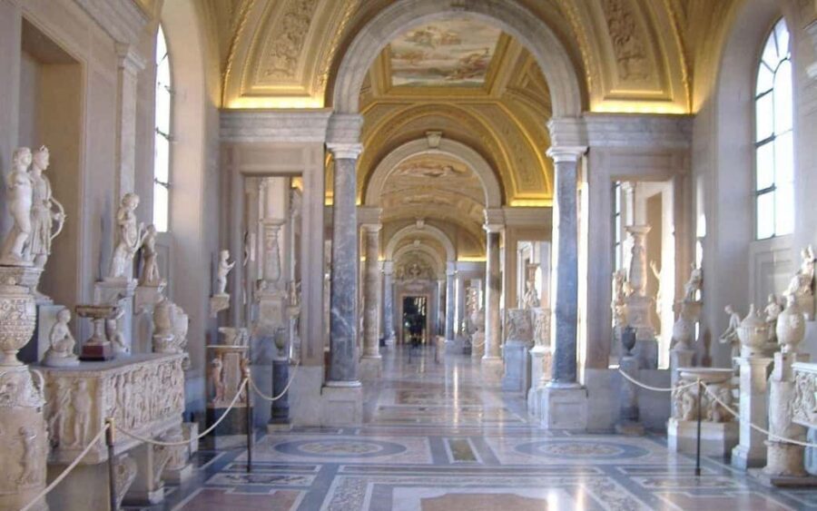 Rome: Vatican Museum and Sistine Chapel Official Guided Tour - Gallery of Maps: Renaissance science with a guide’s eye