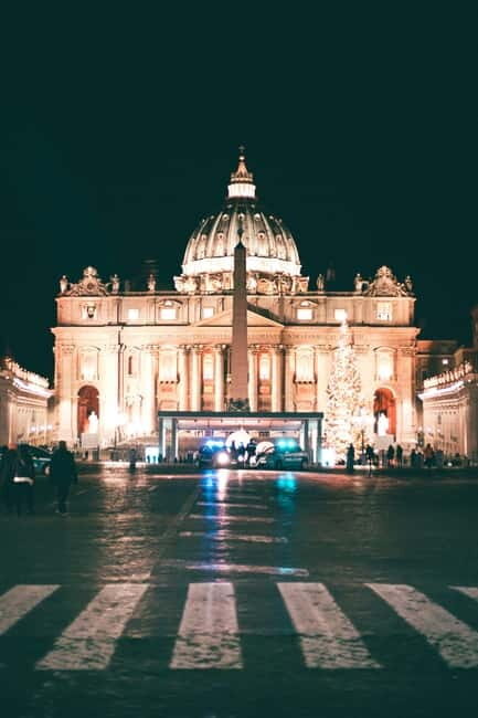 Rome: Vatican Museum & Sistine Chapel - Raphael and Caravaggio Moments, Plus Ancient Art in the Mix