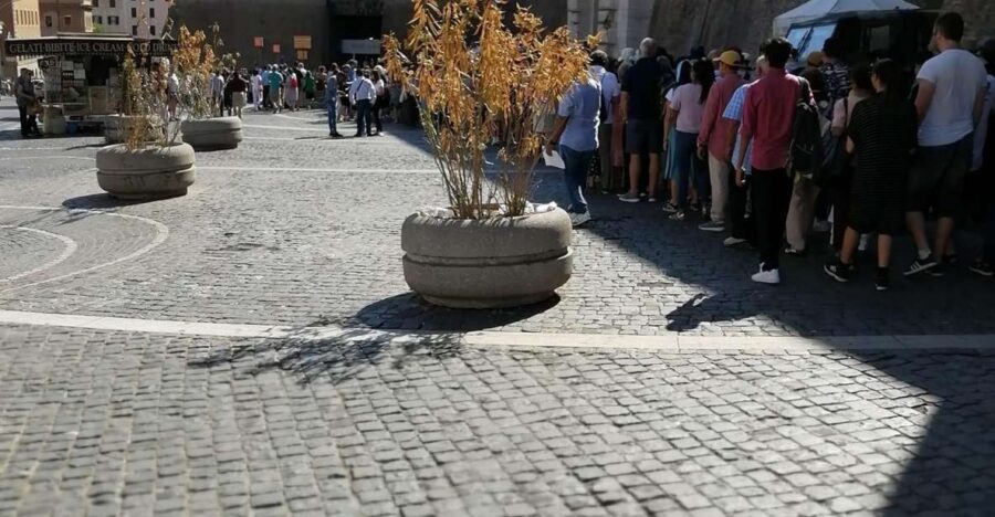 Rome: Vatican Museum & Sistine Chapel Skip-the-Line Tour - Meeting at Via Sebastiano Veniero, 15 (and Why It Matters)