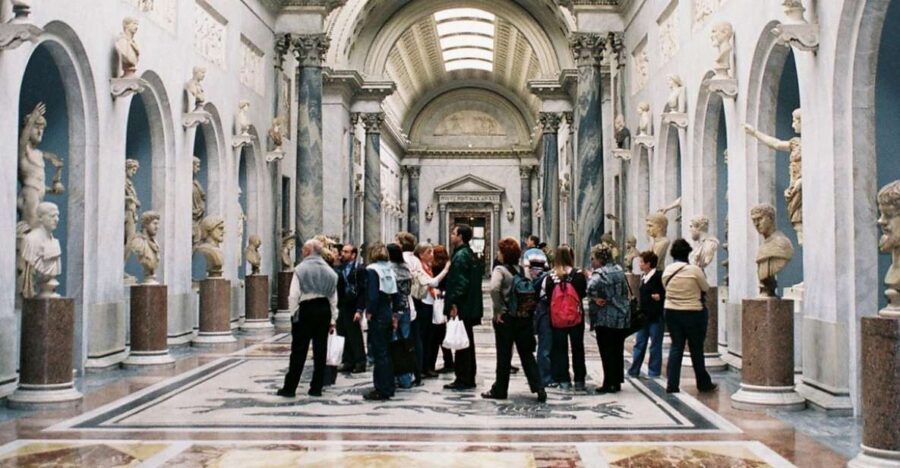 Rome: Vatican Museums and Sistine Chapel Skip-the-Line Tour - The route you’ll follow: from Pinecone Courtyard into the galleries