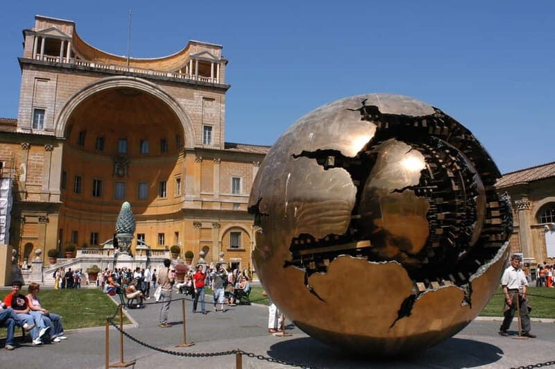 Rome: Vatican Museums, Sistine Chapel and St. Peter's Tour - Raphael Rooms in 30 minutes: short visit, strong payoff