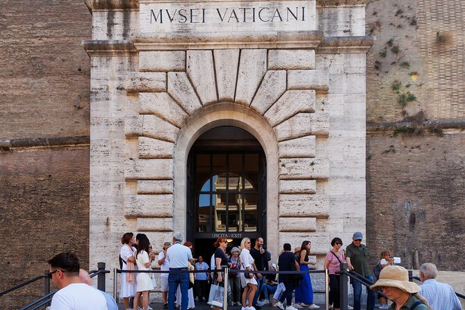 Rome: Vatican Museums & Sistine Chapel Fun Tour - The best moments I’d plan around