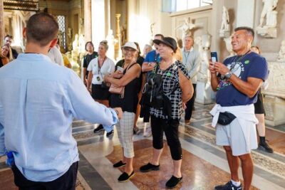 Rome: Vatican Museums & Sistine Chapel Fun Tour - Why the 5:00 pm start matters at the Vatican