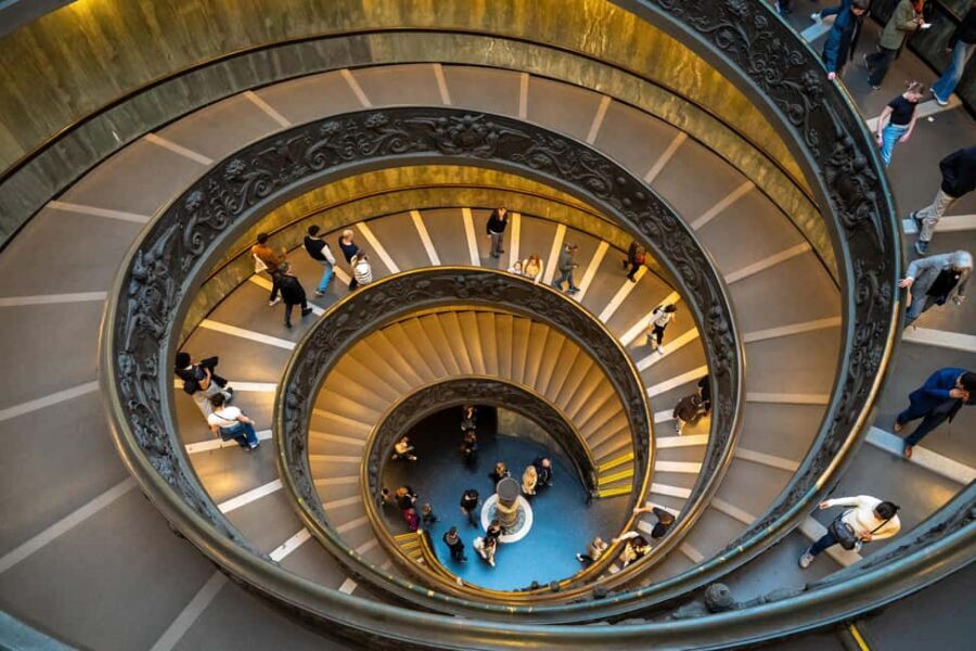Rome: Vatican Museums & Sistine Chapel Tour with Fast Entry - Sistine Chapel in about 20 minutes: what to look for before you step inside