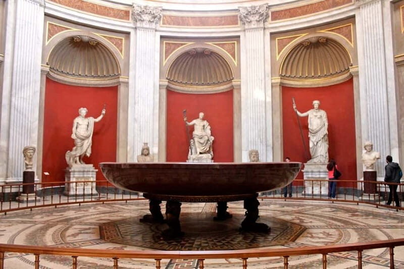 Rome: Vatican, Sistine Chapel & St. Peter's Basilica Tour - Sistine Chapel: how to get the most from limited time