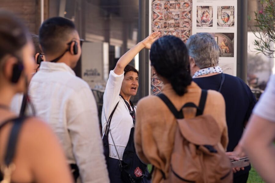 Rome: Vatican, Sistine Chapel, St. Peter's Small-Group Tour - Meeting at Café Vaticano: Getting Positioned for a Smooth Start