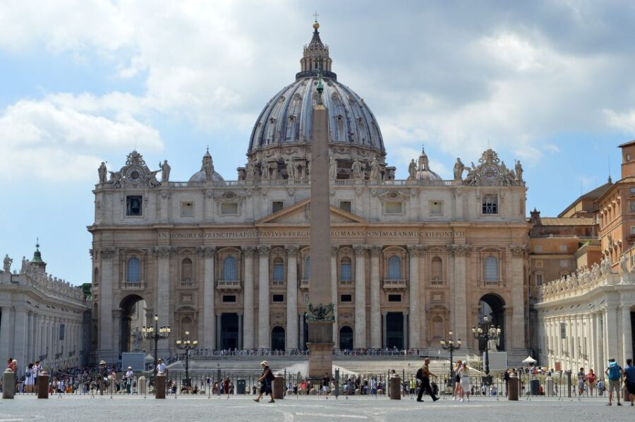 Rome: Vatican & Sistine Chapel Tour + Optional Colosseum - Price and value: what $89.50 buys you in the real world