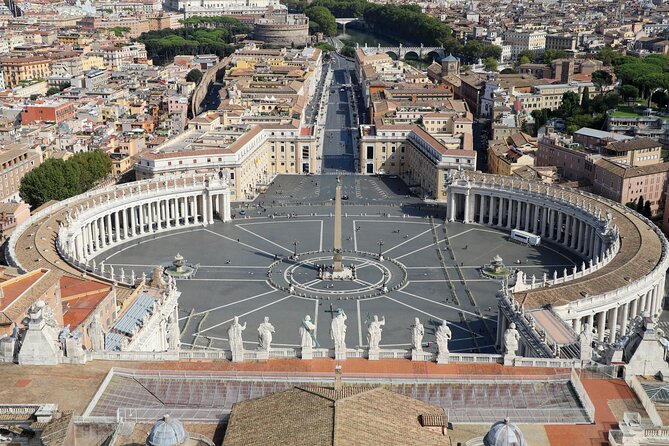 Sistine Chapel with St. Peter's Basilica & Dome Climb Guided Tour - What you’ll see in the basilica during your guided-and-free split