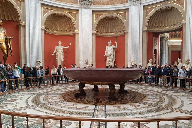 Skip the Line Vatican Guided Tour with Sistine Chapel and St. Peter's Basilica - Entering the Vatican with Priority Access (and a Sanity Saver)