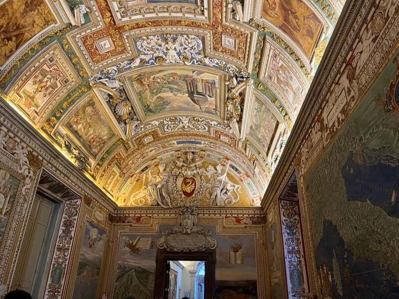 Skip-The-Line Vatican Museum, Galleries & Sistine Chapel - Dress code and document rules: small details that can cause big problems