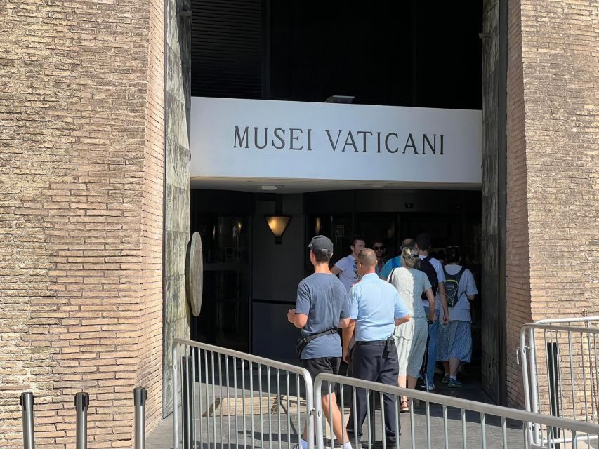 Skip-The-Line Vatican Museum, Sistine Chapel & Basilica Tour - What to bring (and what to leave at home)