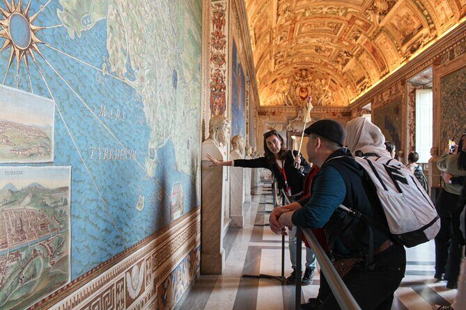 Skip-the-Line Vatican Museum, Sistine Chapel & St Peter Basilica - Sistine Chapel: What to Watch For (and How to Stay Respectful)