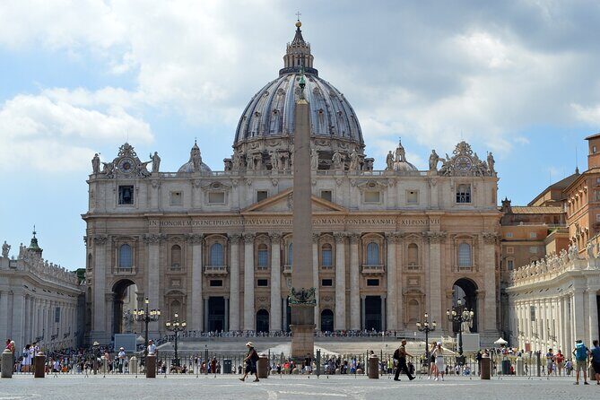 Skip the line Vatican & Sistine Chapel Tour - Meeting at Viale Vaticano and Traveling Light