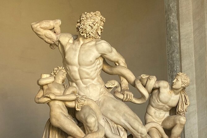 Skip the Line Vatican Tour and Sistine Chapel - Sistine Chapel in 1 hour 25 minutes: history, plus real stories