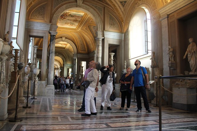 Spanish Small Group Tour of the Vatican Museums, Sistine Chapel & St. Peter's - Sistine Chapel: 30 minutes of power, with rules you must follow