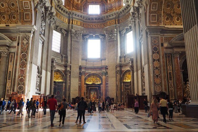 St. Peter’s Basilica: Self-guided Audio Tour on your Phone (without ticket) - Start at St. Peter’s Square: Bernini’s design in plain view
