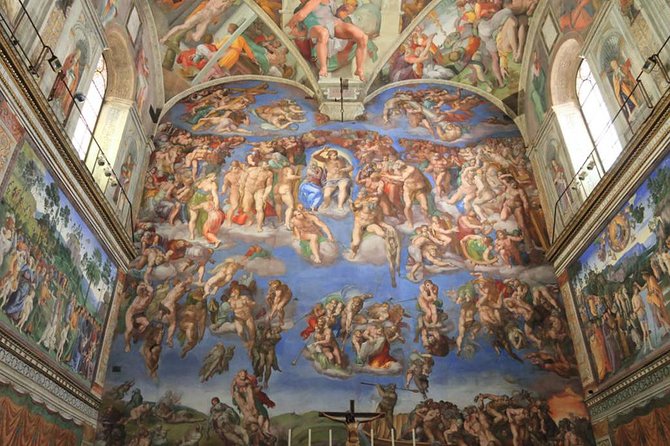 Vatican by Night: Vatican Museums and Sistine Chapel Guided Tour - Sistine Chapel at Night: 30 Minutes That Can Still Hit Hard