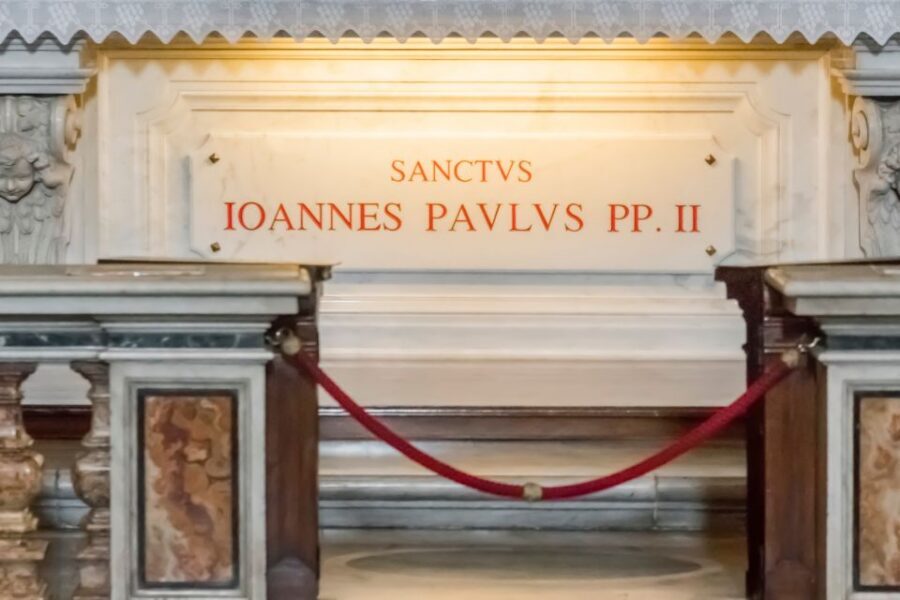 Vatican City: Skip-the-Line Vatican Museums & Sistine Chapel - Price, time, and what you trade for skipping the lines