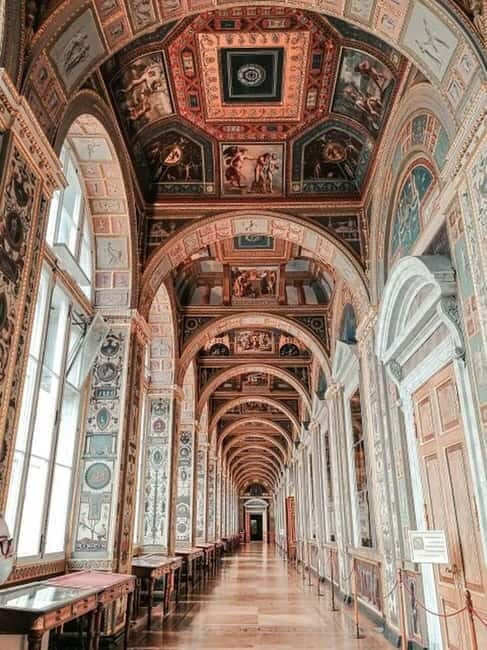 Vatican: Museum, Sistine Chapel & Raphael Rooms Evening Tour - Two hours inside the Vatican Museums: how the timing works