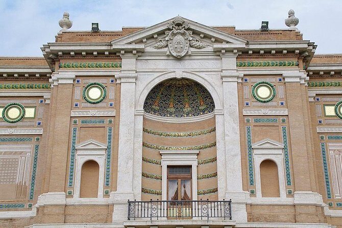 Vatican Museum Sistine Chapel Skip the Line Tour - Sistine Chapel in real time: how to make 15 minutes count