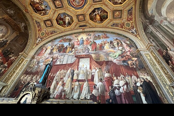 Vatican Museums and Sistine Chapel Tour with official Local Guide - Vatican Museums highlights: the route that keeps the focus