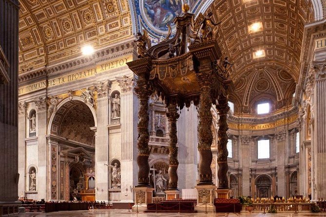 Vatican Museums Sistine Chapel and St. Peter's with pick up - What to know before you go: ID, dress code, and timing