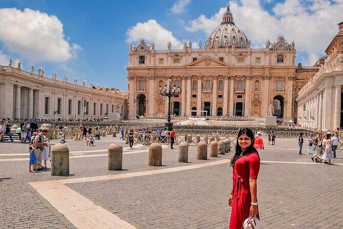 Vatican: Museums & Sistine Chapel Entrance Ticket - Reserved entry at the Vatican Museums: how you’ll actually walk in
