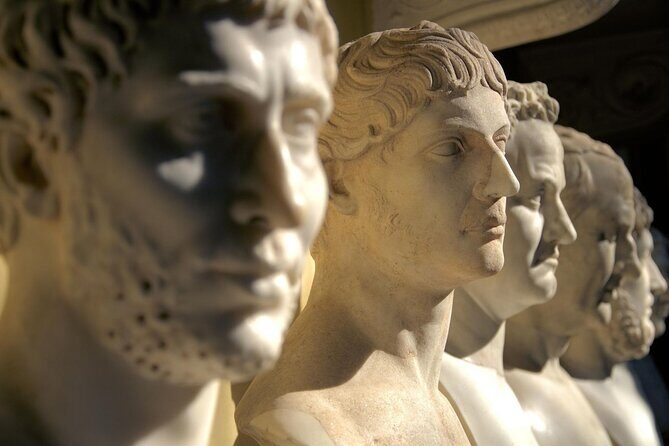 Vatican Museums & Sistine Chapel Group Tour - Raphael Rooms: the guide factor is huge here