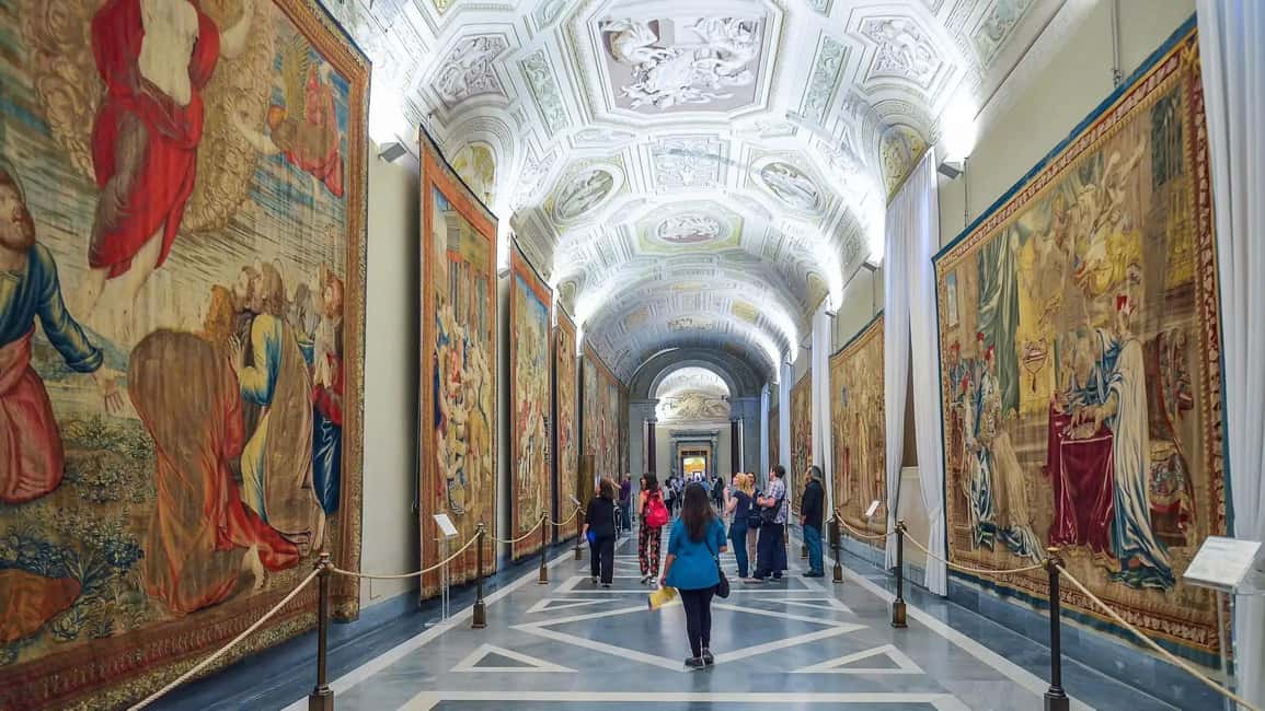 Vatican Museums & Sistine Chapel Skip-the-Line Entry Tickets - Belvedere Courtyard and the Belvedere Torso: a sculpture that shaped artists