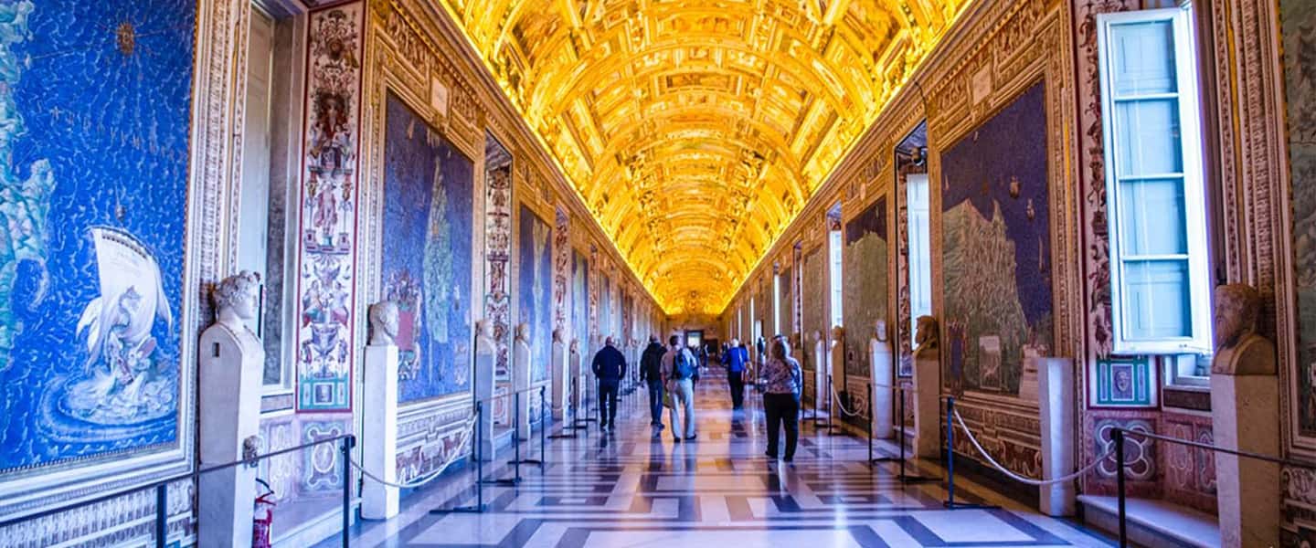 Vatican Museums & Sistine Chapel Skip the line Guided Tour - Getting your clothing and bag rules right (so you don’t get stopped)