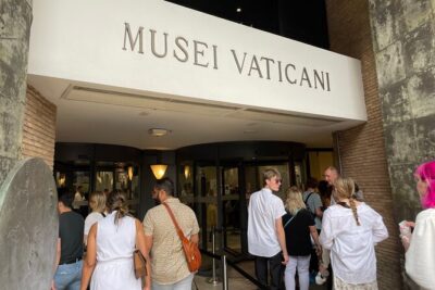Vatican Museums, Sistine Chapel & St. Peter's Square Guided Tour - Sistine Chapel: Michelangelo’s world in about 30 minutes