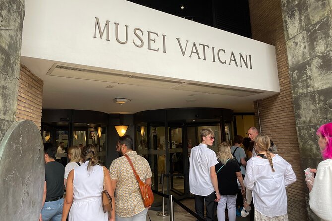 Vatican Museums, Sistine Chapel & St. Peter's Square Guided Tour - Sistine Chapel: Michelangelo’s world in about 30 minutes